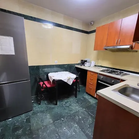 Parter Arena Nationala Monza Mega Mall Бухарест